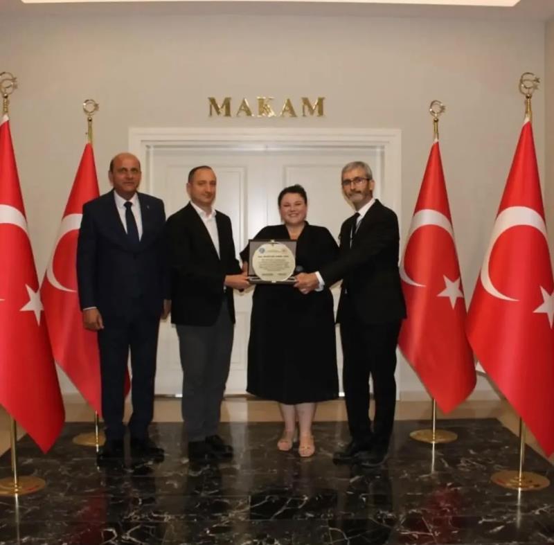 Toplumsal Katkıları Dolayısıyla Dr. Öğr. Üyesi Ayşegül Yılmaz’ı Tebrik Ederiz